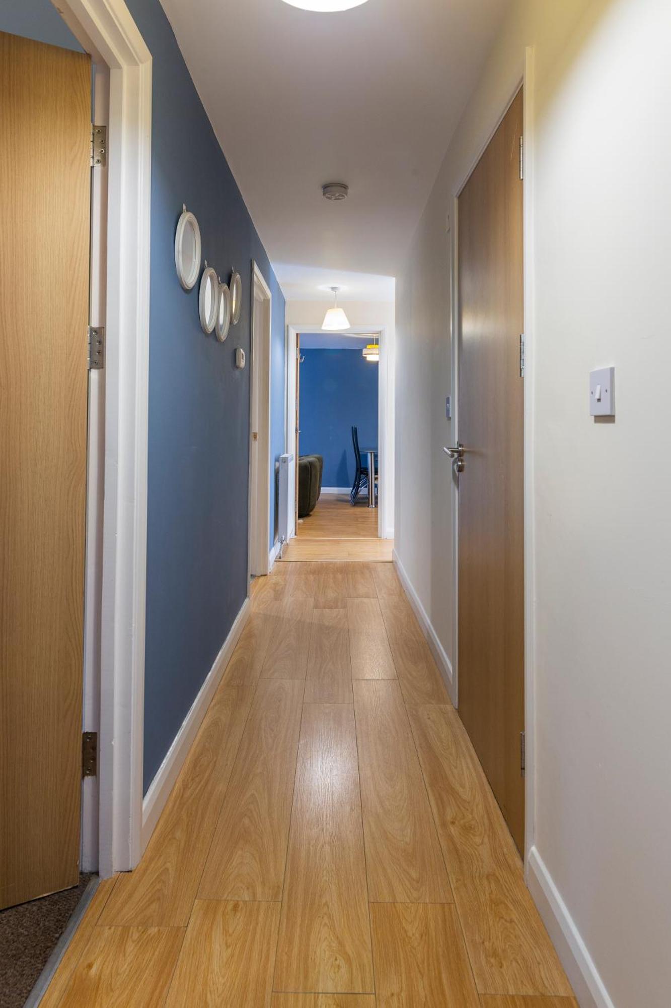 The Vogue Stay, 3 Bedrooms, 2 Bathrooms, Ideal For Jr & Oxford Hospitals, Free Carpark, Conveniently Located For Ring Road Access, 2 Miles From Oxford City Centre Easy Car & Bus Route Exterior photo